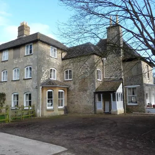 medley manor farmhouse