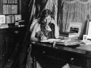 Makereti at her desk