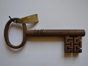 key to the College Chest c1714